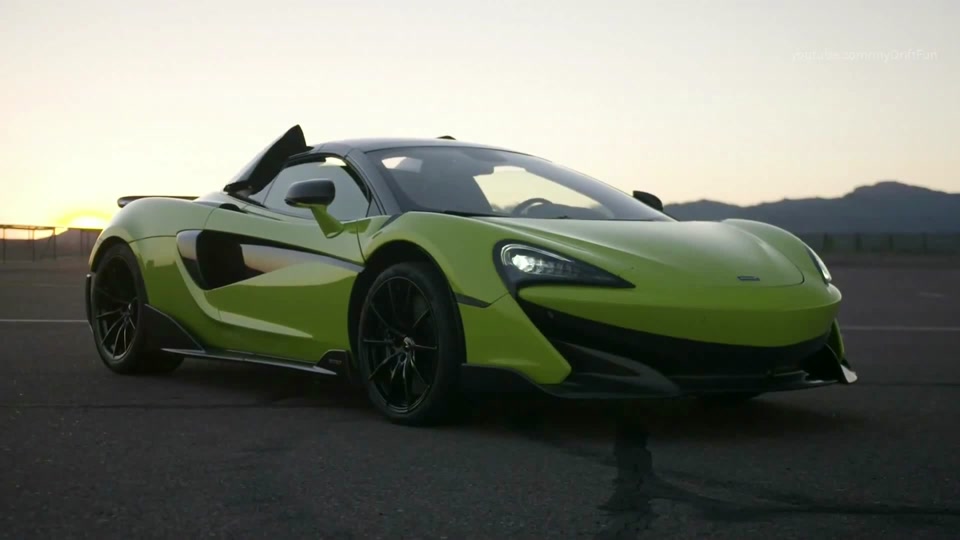 月牙车标什么车 - 抖音