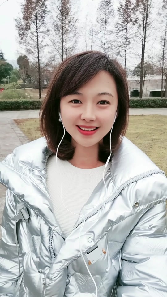 主持人梁晶_主持人梁晶的个人资料_主持人梁晶的个人资料及简历 - 抖