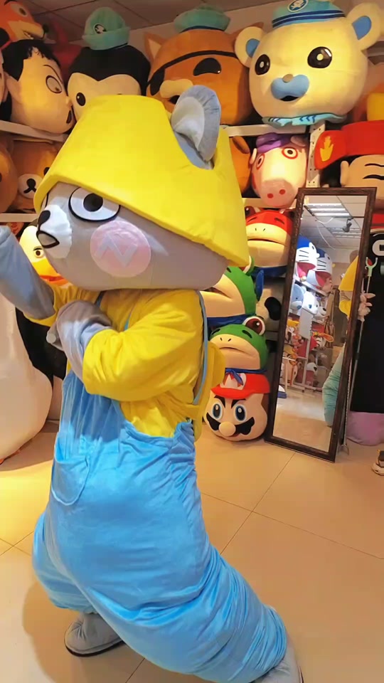 青岛张大胆开心熊本人