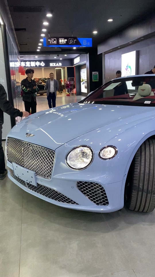 宾利欧陆gt敞篷蓝色 - 抖音