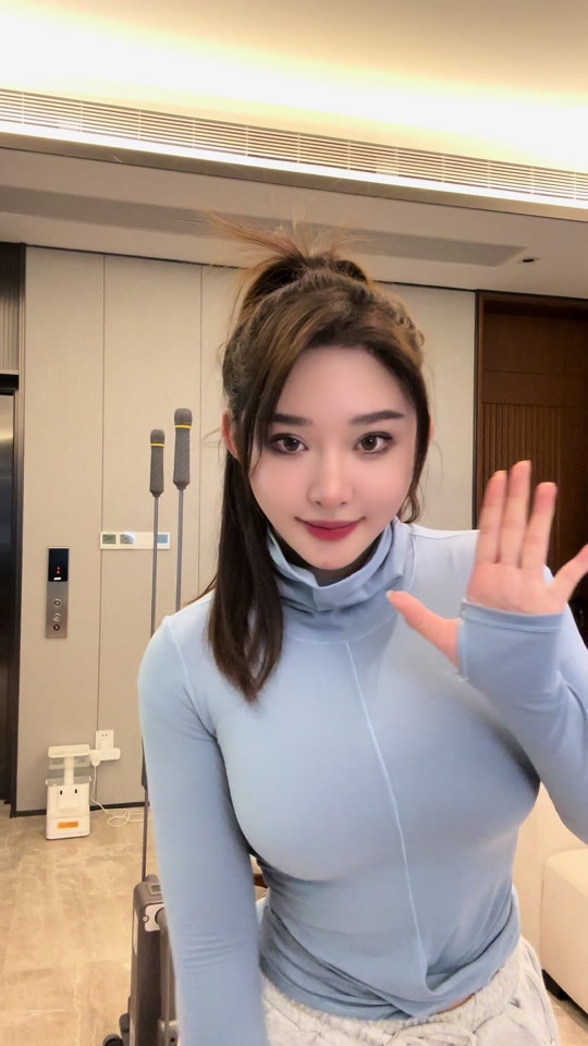 宋昱欣外国男友_宋昱欣原来挺好一健身的_宋昱欣和邓梓杭为 - 抖音