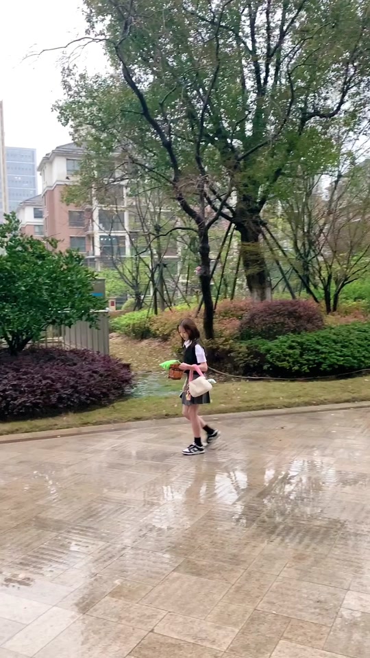 林钰姗的妹妹为什么话说不清楚 - 抖音