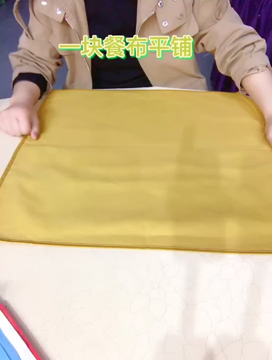 一帆风顺口布花的折法_口布花十种简单折法_口布主宾位怎么叠 - 抖音