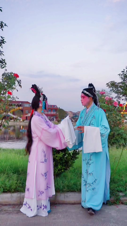 周萍阶个人简介