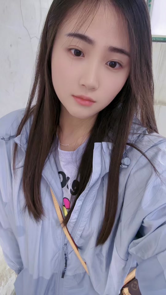 你想不想和我天下第一最最好宸小嫣 - 抖音