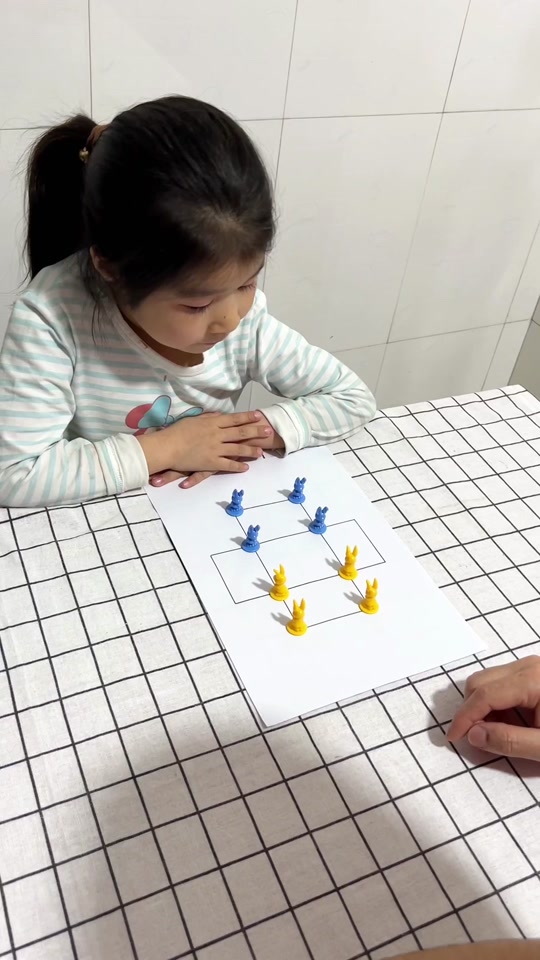 过年儿童游戏互动文案_幼儿新年互动游戏