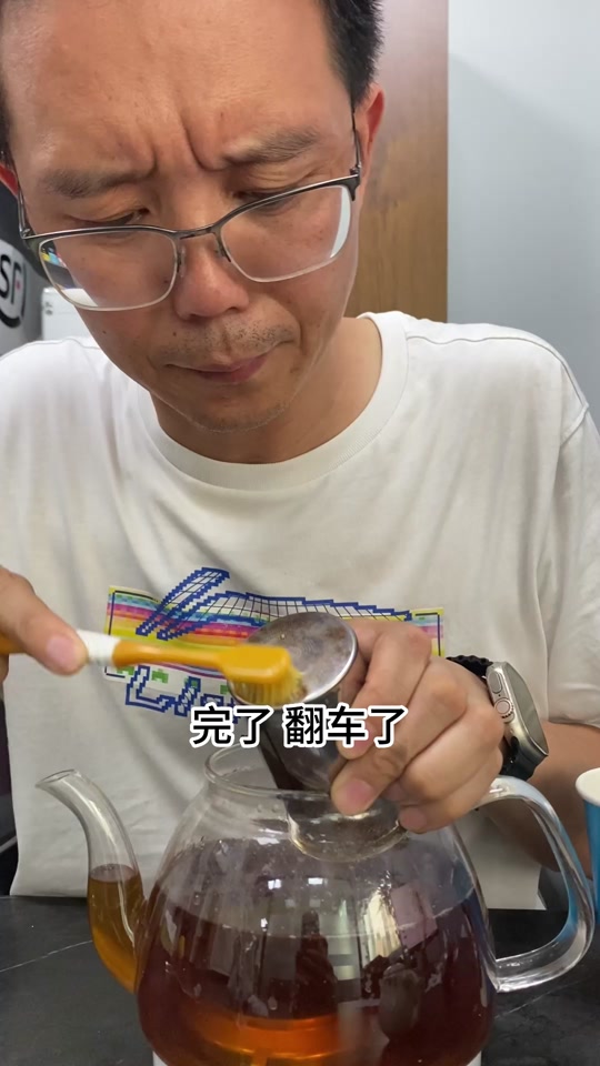 白醋去抖音=白醋去污渍的小妙招