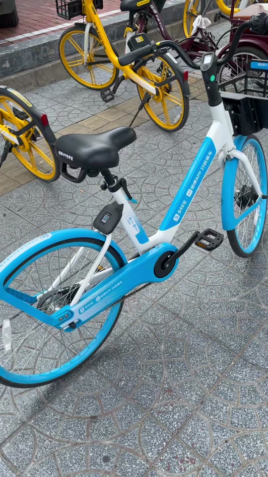 哈啰自行车一个手机能开两个锁吗 - 抖音