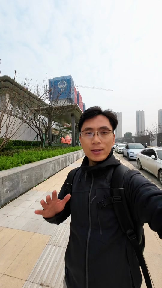 西安李五亮私人车库