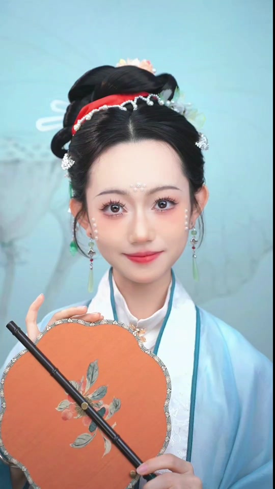 宋制珍珠妆写真 - 抖音