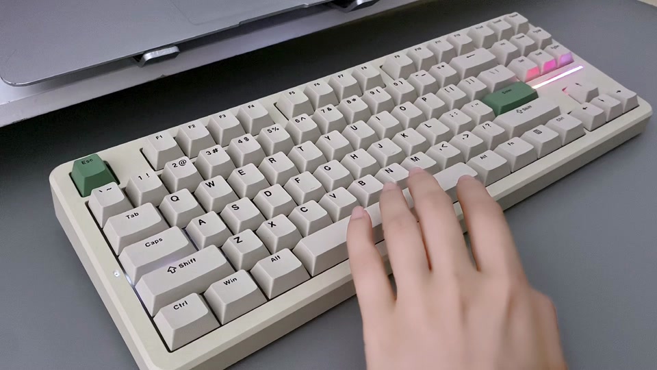 前行者x87键盘声音可调吗 - 抖音
