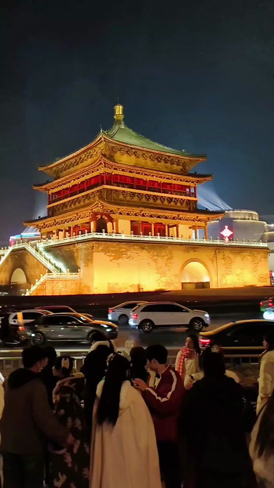 2024年钟楼下沉广场演出时间