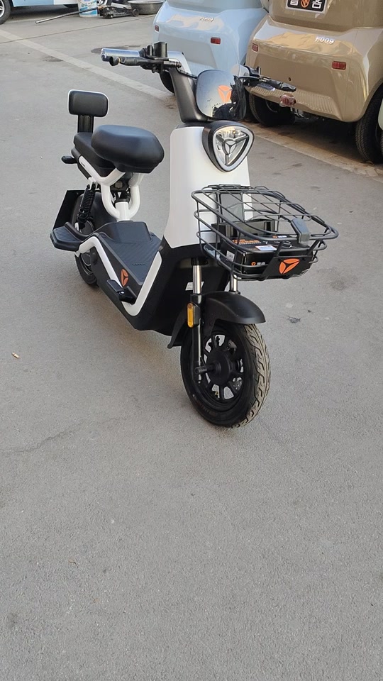 雅迪冠能领锐标准 - 抖音