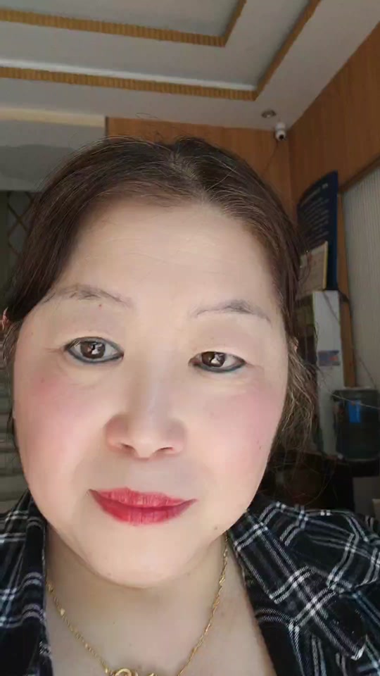 秀英玩抖音=sway秀英