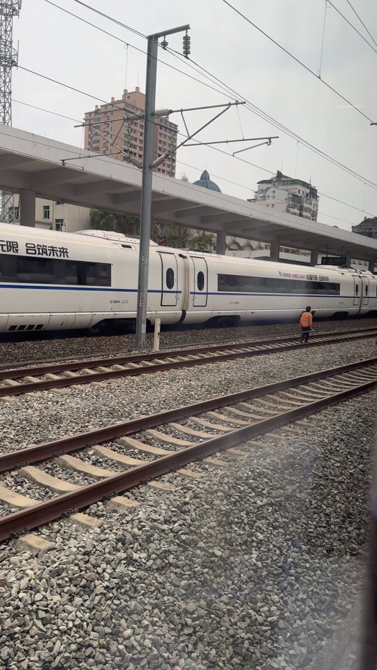 t180列车为什么经常晚点 - 抖音