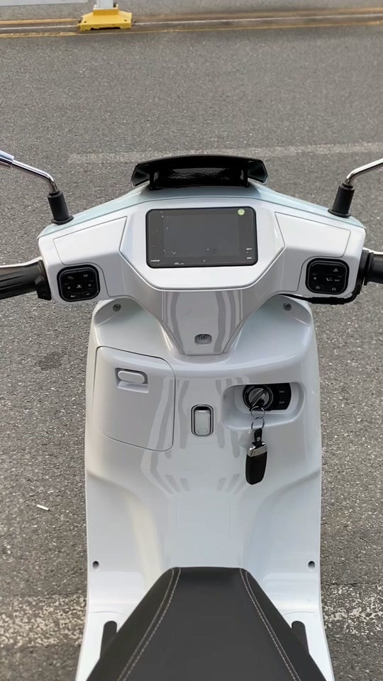 七八千的踏板摩托车150 - 抖音