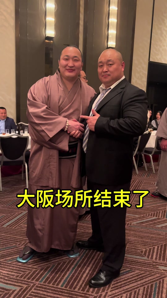 千代白龙的抖音