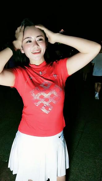 红格子丹丹曳舞168