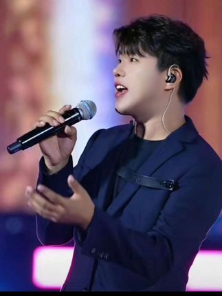 #标记万物 #随时随地标记一下 #相册  @户外唱歌磊 @户外磊朋友圈