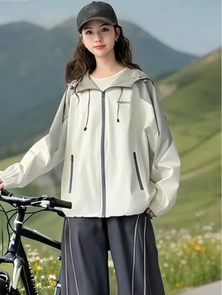 女童春季外套2025新款儿童洋气时髦开春冲锋衣大童女装青少年风衣#外套 #时尚外套 #学生外套