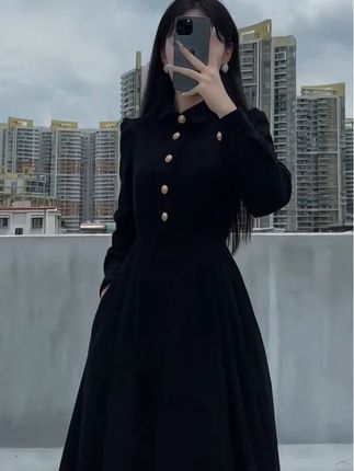 #今日份琥珀流光少年感穿搭 #早秋松弛感穿搭 #早秋穿搭微微辣变装 #早秋姐感穿搭气质顶满#秋装新款