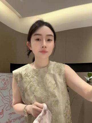 #点点关注看现场直播了 #日常搭配分享