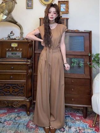 夏季轻奢V领飘带阔腿裤独特通勤别致套装#高级感穿搭 #小众设计款 #极简风 #优雅气质 #轻奢穿搭