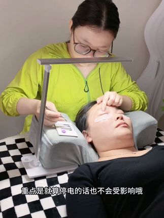 这款美睫灯也太好用了!既有档次 价格又实惠 太方便咱们美睫师了呢#美睫灯#嫁接睫毛#美睫师#美睫干货#美业手艺