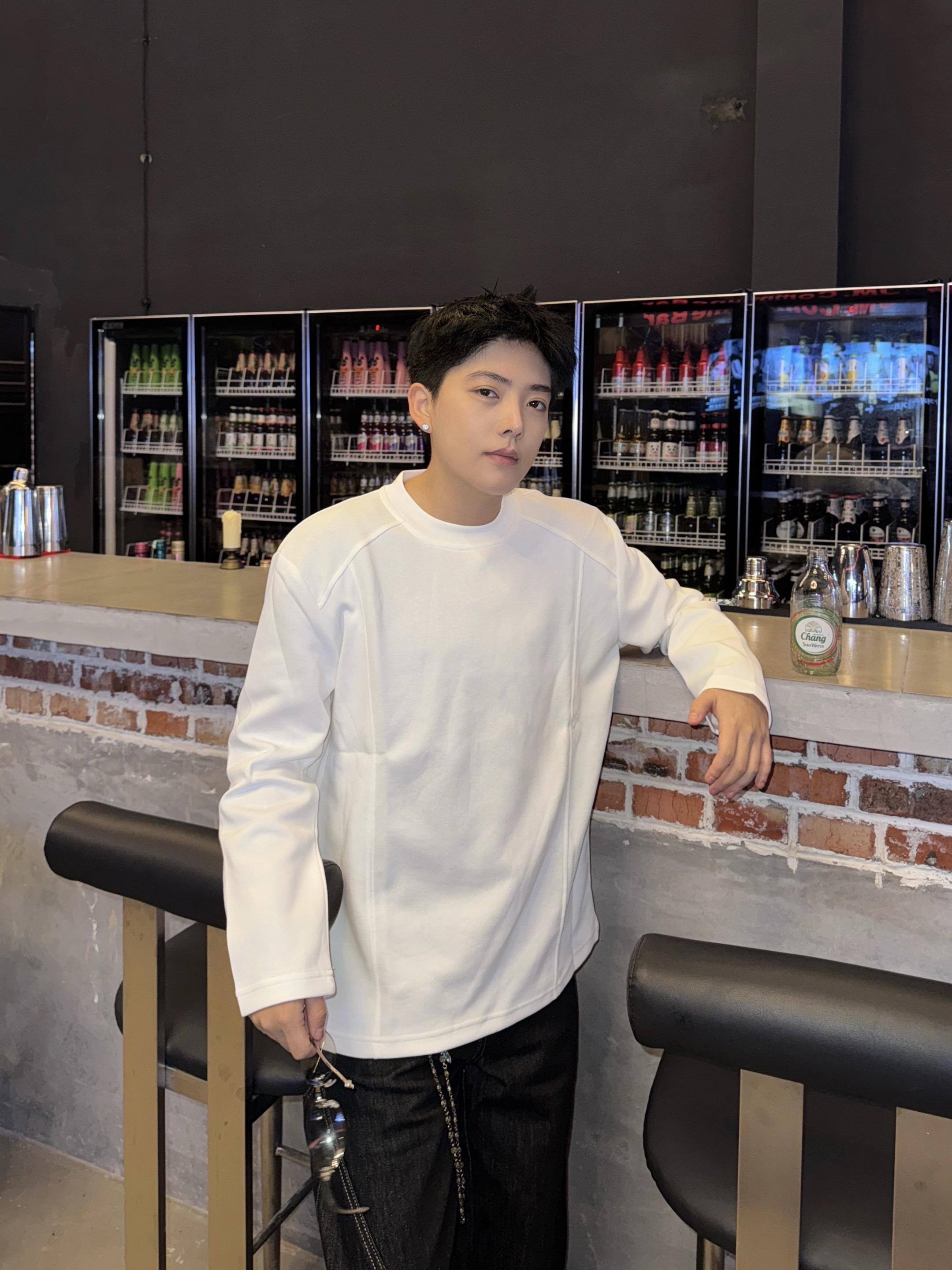 怎么说呢 说不明白。#打底 #秋冬打底#长袖t恤