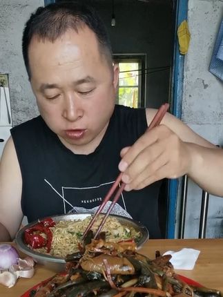 酱咸菜挂在下面小黄车里了721