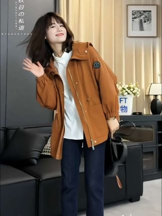 #森系少女感穿搭 #减龄显瘦穿搭 #秋冬穿搭 #冲锋衣女#秋冬外套