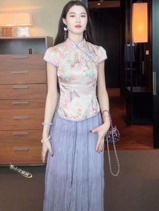 #国风服饰 #气质女神穿搭 #这也太好看了 #国风古韵 #穿旗袍遇见东方美