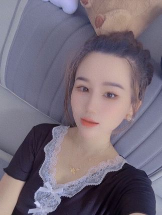 突然好想撒个娇,任个性矫情一下释放一下小女人的气息,可是想想好像不行,因为我是大家眼中的中年妇女#睡衣