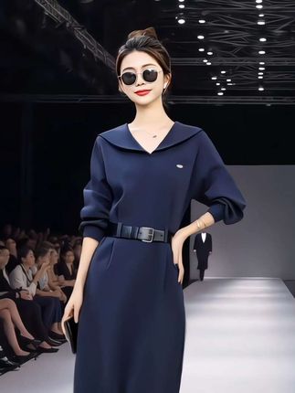 时尚娃娃领街头风翻领连衣裙#女2025秋季韩版收腰显瘦洋气裙子#优雅气质 #穿出自信穿出美丽 #高级感穿搭#早秋穿搭 穿搭 @抖加🔥上热门🔥dou+🔥热点宝