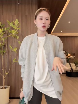 #棒球服外套 #卫衣外套 #显瘦穿搭 #外套穿搭 #高级感