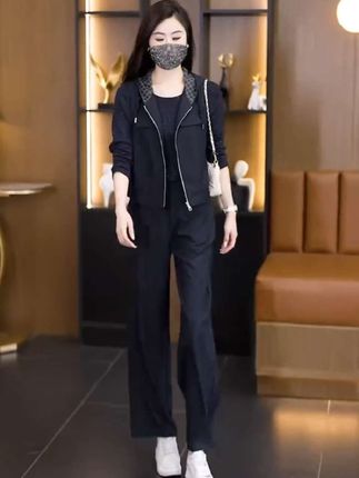 #三件套 #时尚穿搭 #简约穿搭 #高级感穿搭 #休闲穿搭
