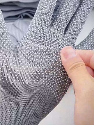 在外干活记得保护好自己的双手,这款劳保手套防滑点胶轻薄透气#劳保手套  #手套 #劳保用品 #防滑耐磨