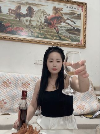 今天掰一天玉米🌽 累了 晚上小酌一杯