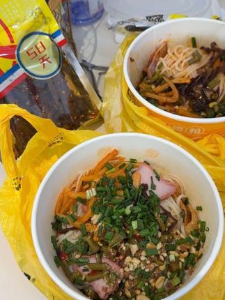 干拌桂林米粉#嗦粉 #太香啦 #强烈推荐 #无辣不欢的吃货