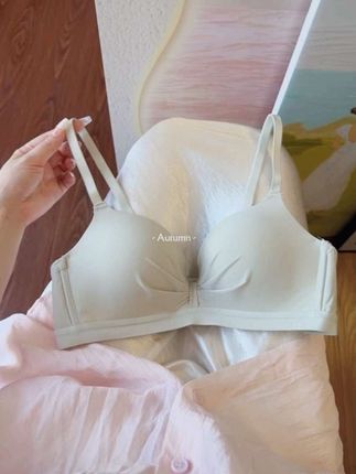 #超漂亮文胸 #聚拢神器 #小胸神器 #贴身衣物 #专业无钢圈聚拢调整型文胸