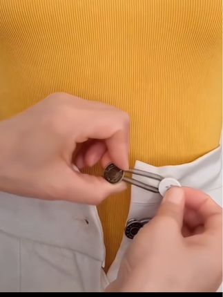 #上热门 免缝牛仔裤扩腰扣,裤子调节扣腰围小改大可调节金属免钉延长扣子#好物分享 #免钉纽扣 #纽扣 #扩腰纽扣