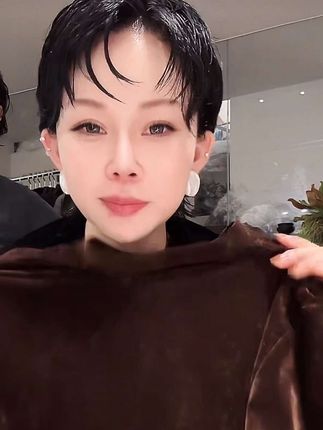 顶配丝绒上衣 #不挑年龄不挑身材 #爱了爱了 #穿搭 #遮肚子藏肉