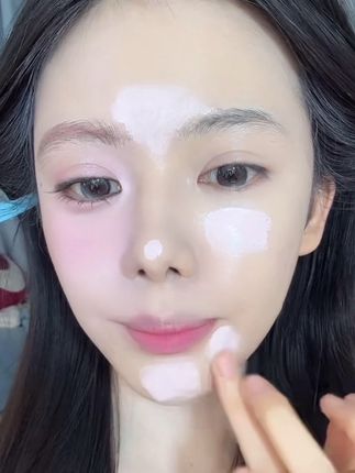 姐妹们,学会提亮真的很重要 直接从无效化妆进阶有效化妆 提升面部平整度 真的颜值翻倍! #提亮