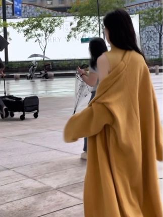 能逗你开心的人太多我就不凑数了 #穿搭#穿搭分享