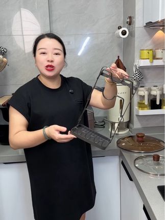 厨房必备壁挂台面两用的#锅盖架,不仅能收纳锅盖还能收纳菜板,颜值高还实用#置物架#厨房好物#多功能置物架 #厨房收纳置物架推荐