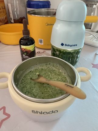 好吃的辅食总是需要趁手的工具,这个#辅食碗 隔水保温也太好用了,喂久也不用担心凉掉,今天是吃牛油果🥑的一天#宝宝爱吃 #辅食工具 #辅食打卡 #辅食日记