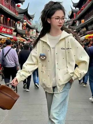 #上热门 #早秋松弛感穿搭 #无限回购的宝藏单品 #用基础款玩转一周穿搭 #早秋韩系氛围感穿搭