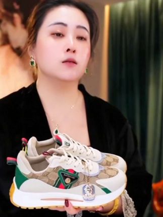 #上热门 【男女同款】黑金皇家拉达系列Bosi Vaesacr波斯瓦萨奇时尚休闲女鞋#好鞋推荐 #面料舒适透气 #好产品分享 #穿搭@抖加🔥上热门🔥dou+🔥热点宝