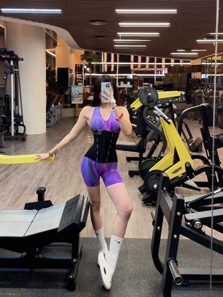 快来get#健身 #健身女孩穿搭 #每日膳道电解质冲剂 #运动女孩