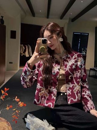 三吉黑花【醉琼之】定制定位珠片绣花马甲外套组合2025新款超好看#新中式穿搭 #秋天第一杯琥珀流光 #整个时尚圈都在等入chill #早秋冷冽又随性的气质穿搭 #说好的随便穿穿去看秀